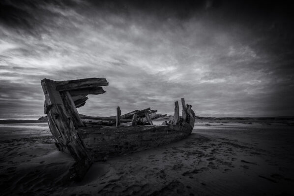 The Crow Point Shipwreck, North Devon - David Anderson